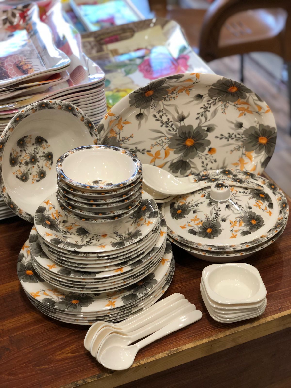 Premium Quality Melamine Dinner Set Double Glaze Quality