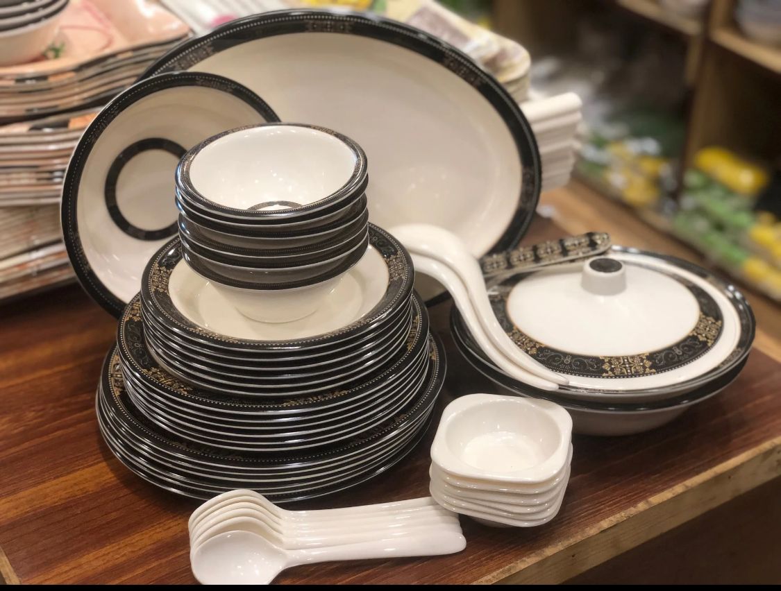 Elegant Desigin Melamine Dinner Set